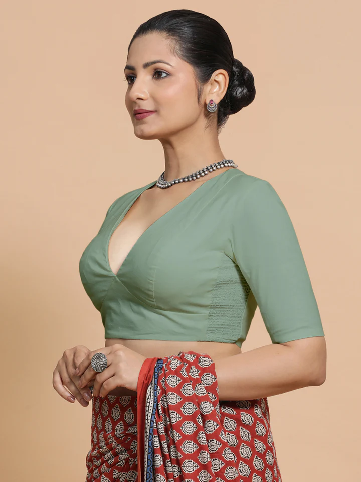Binks_Saree-Blouse_MalikaPeppermintGreenRozaanaXS_9.webp