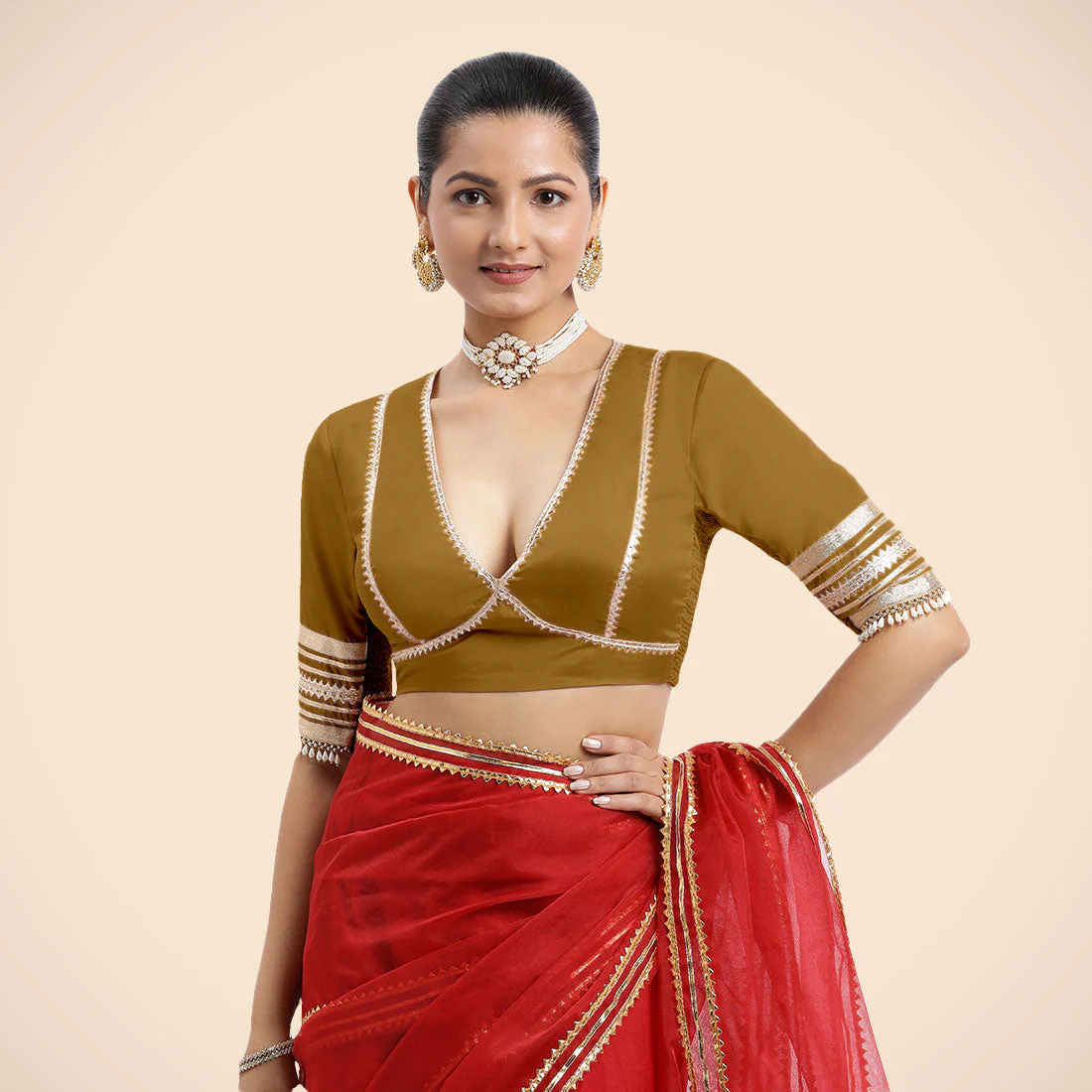 Binks_Saree-Blouse_NafeezaBronzeGoldTyohaarXS_1.webp