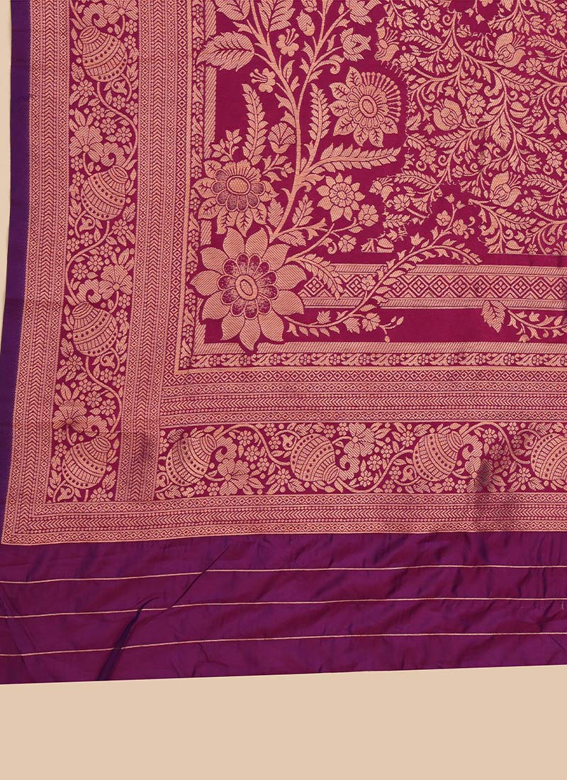 Gorgeous-Jacquard-Zari-Work-Banarasi-Silk-Saree-SASRF27464_rrc2.jpg