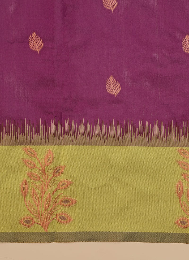 Purple-Banarasi-Silk-Zari-Woven-Jacquard-Saree-A-Perfect-Blend-Of-Tradition-SASRK193558_rrc2.jpg