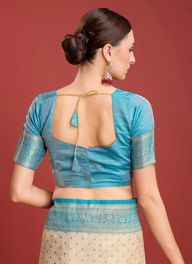 kanchipuram-silk-zari-woven-traditional-saree-with-contrast-sky-blue-blouse-sasmaf8401-b.webp